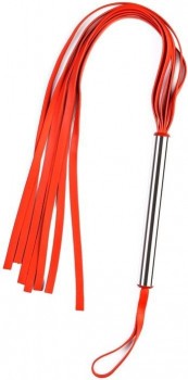 Красная плеть с металлической ручкой